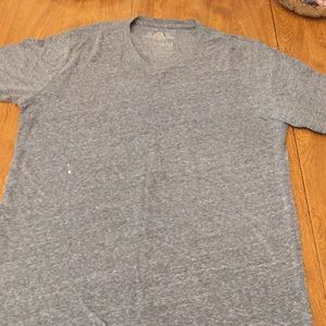 American rag T shirt sz small